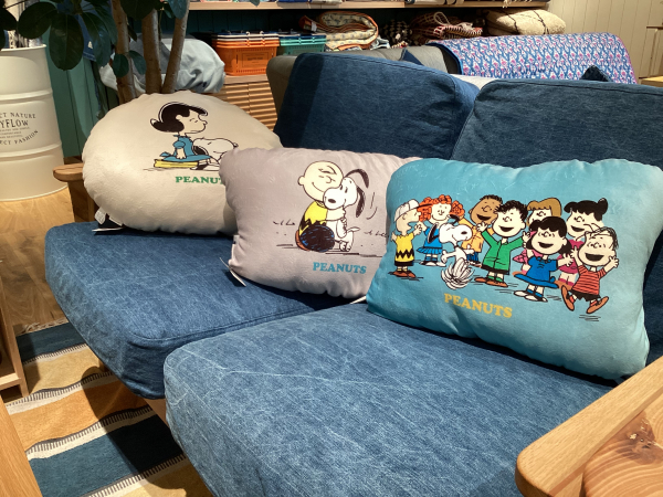 大人気タイポシリーズにSNOOPYが登場！ │ベイフロー │ ショップ