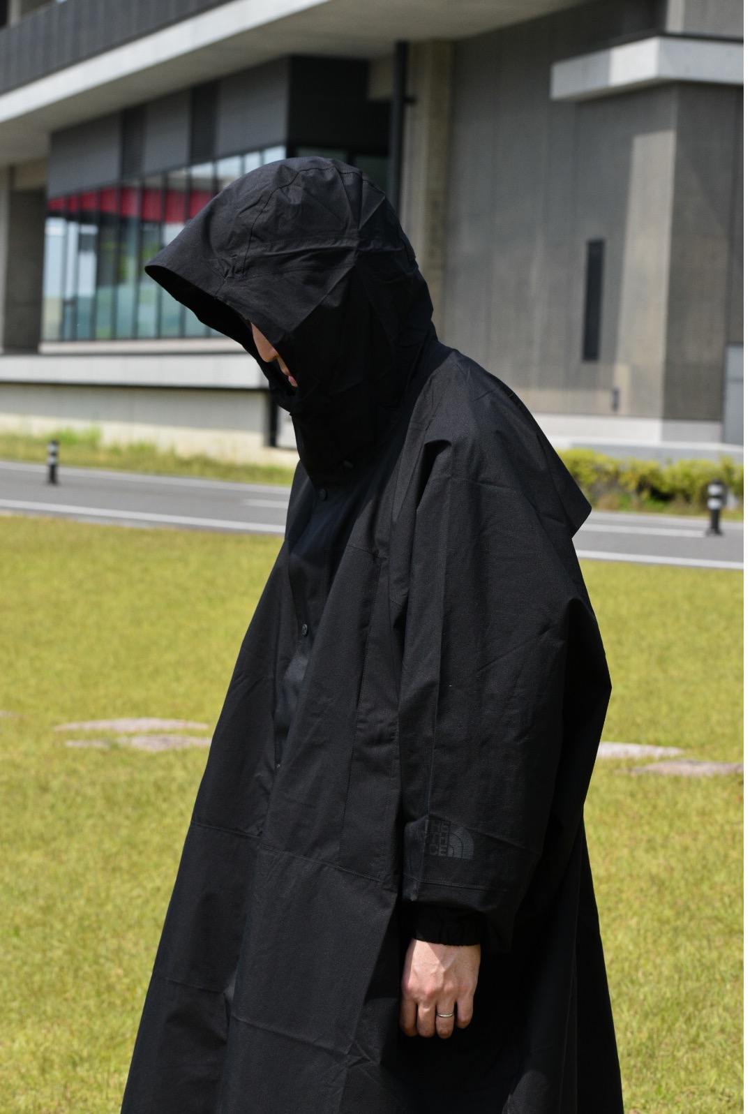 ◯ 新品30800円メンズM ノースフェイスライトニングコート防水