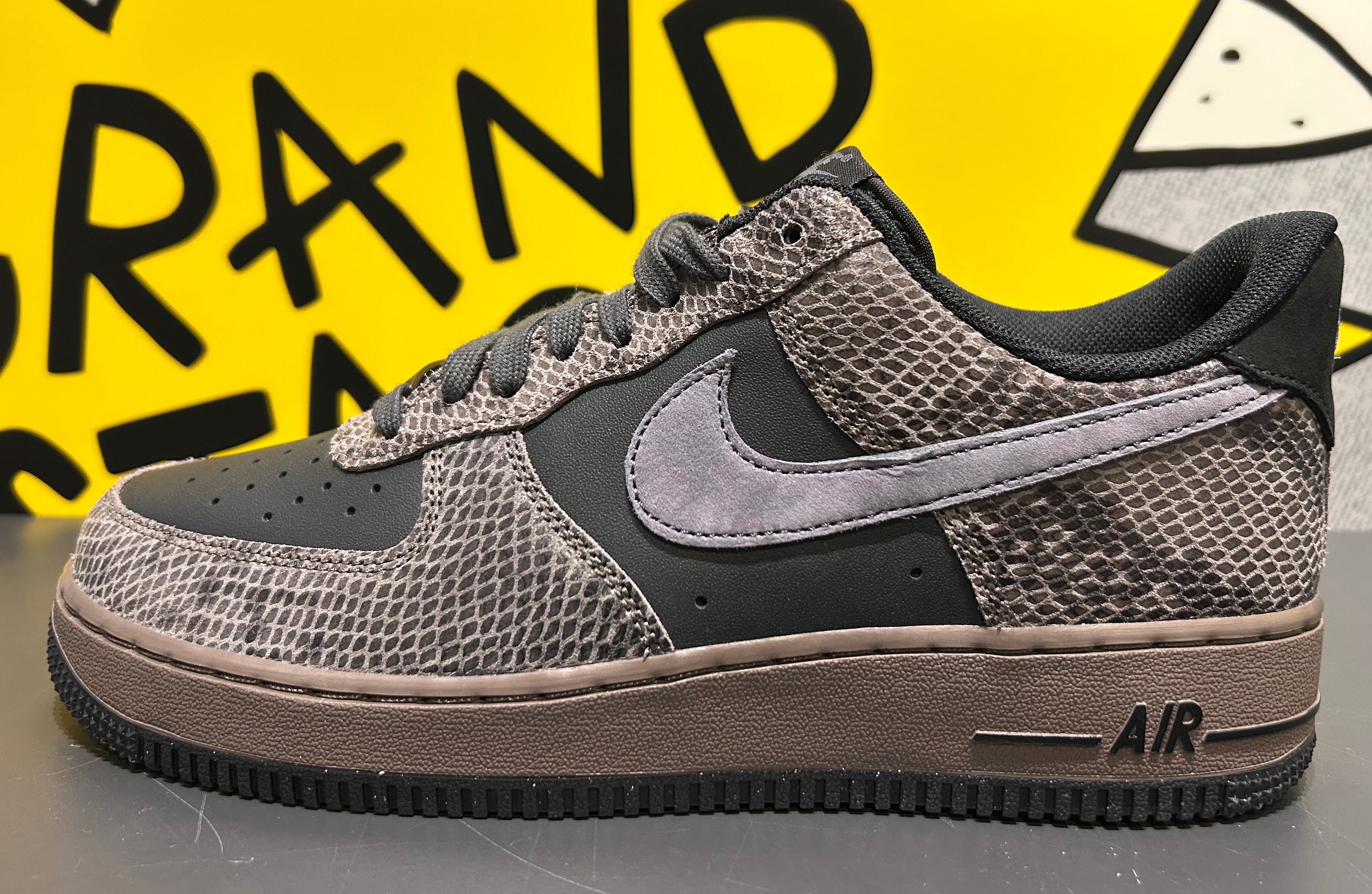 色々な NIKE 】AIR │ABCマートグランドステージ LV8 1'07 FORCE アクセサリー